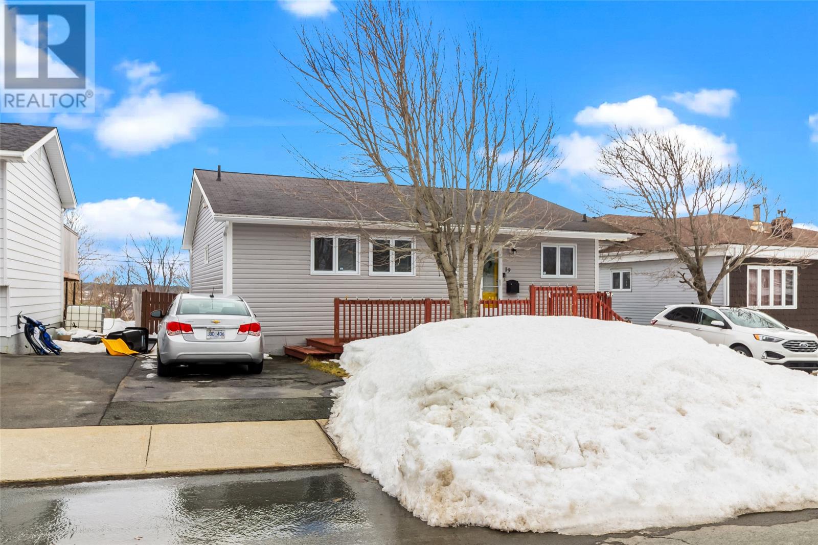 19 Connemara Place, St. John's, Newfoundland & Labrador  A1A 3E3 - Photo 2 - 1295110