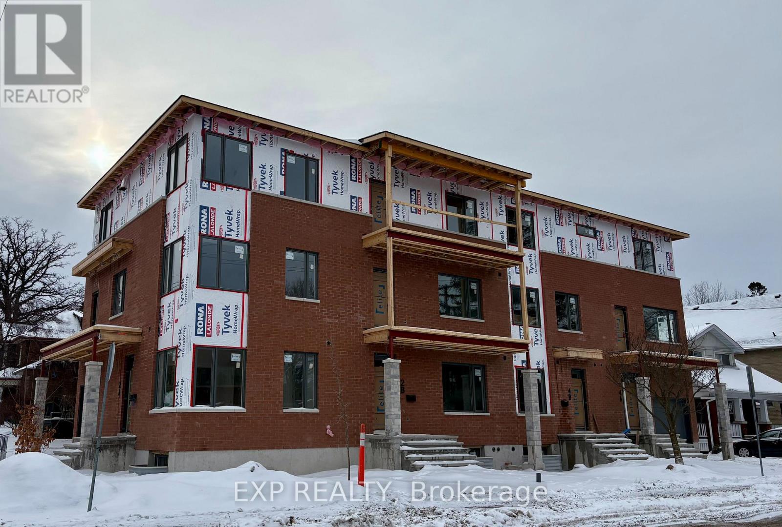 C - 2 IONA STREET, ottawa, Ontario