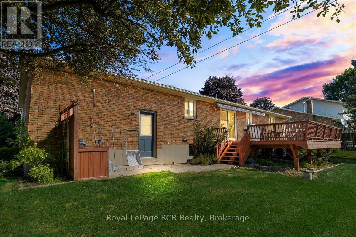 29 2nd Street Crescent, Hanover, Ontario  N4N 3R3 - Photo 31 - X12370850