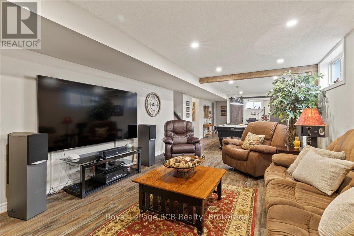 219 16th Avenue Crescent, Hanover, Ontario  N4N 3V3 - Photo 19 - X12559394