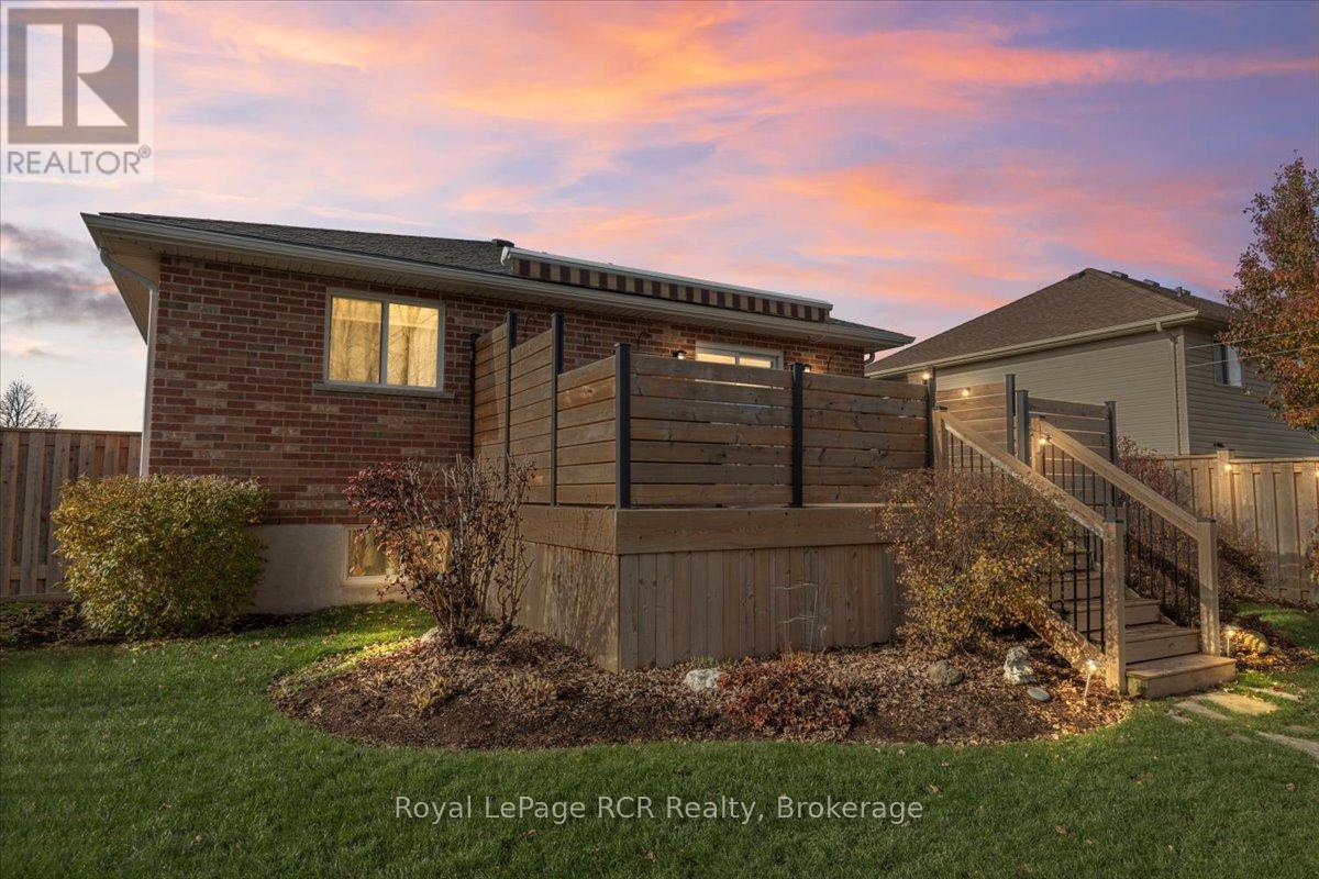 219 16th Avenue Crescent, Hanover, Ontario  N4N 3V3 - Photo 36 - X12559394