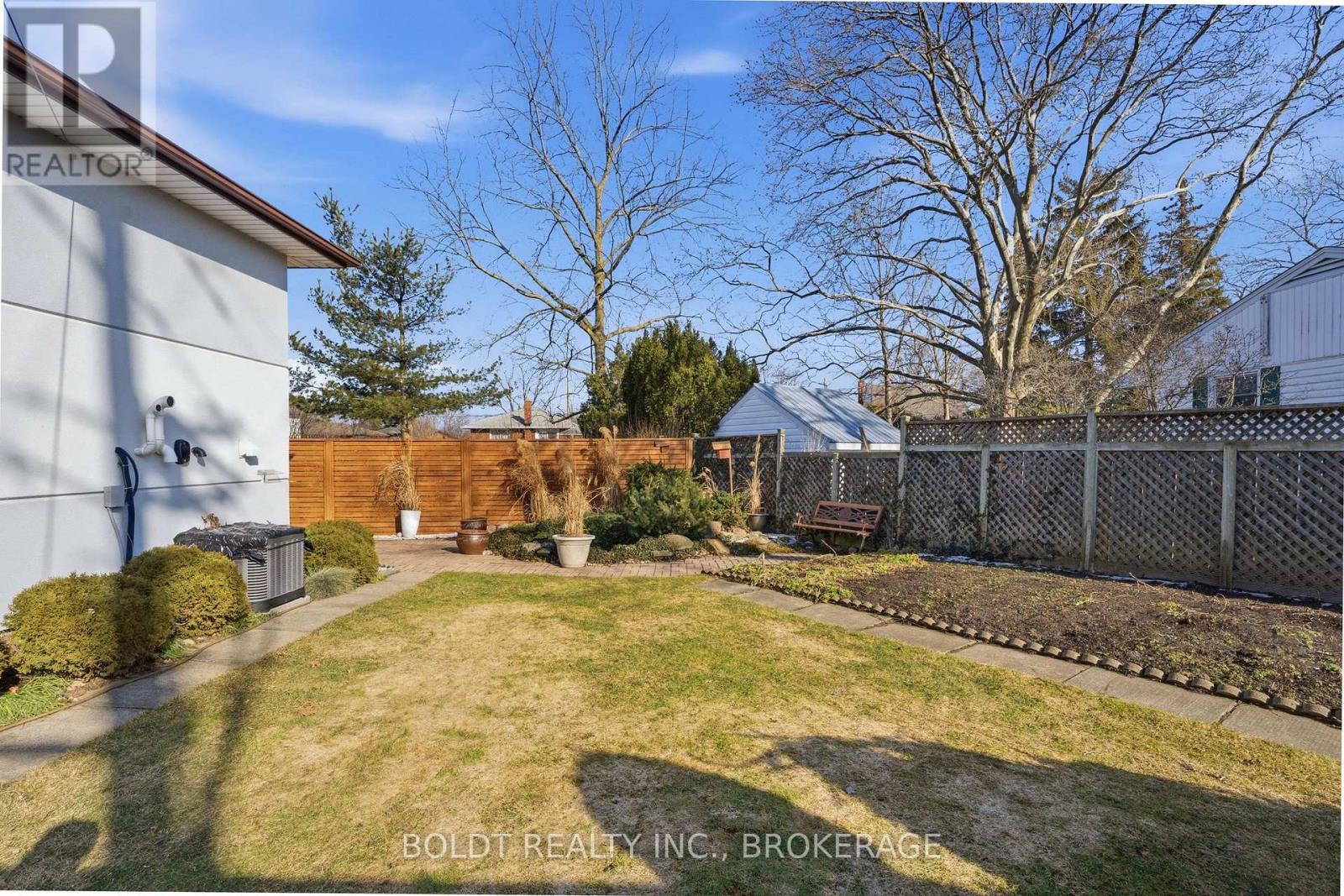 628 Vine Street, St. Catharines, Ontario  L2M 3V5 - Photo 36 - X12866150