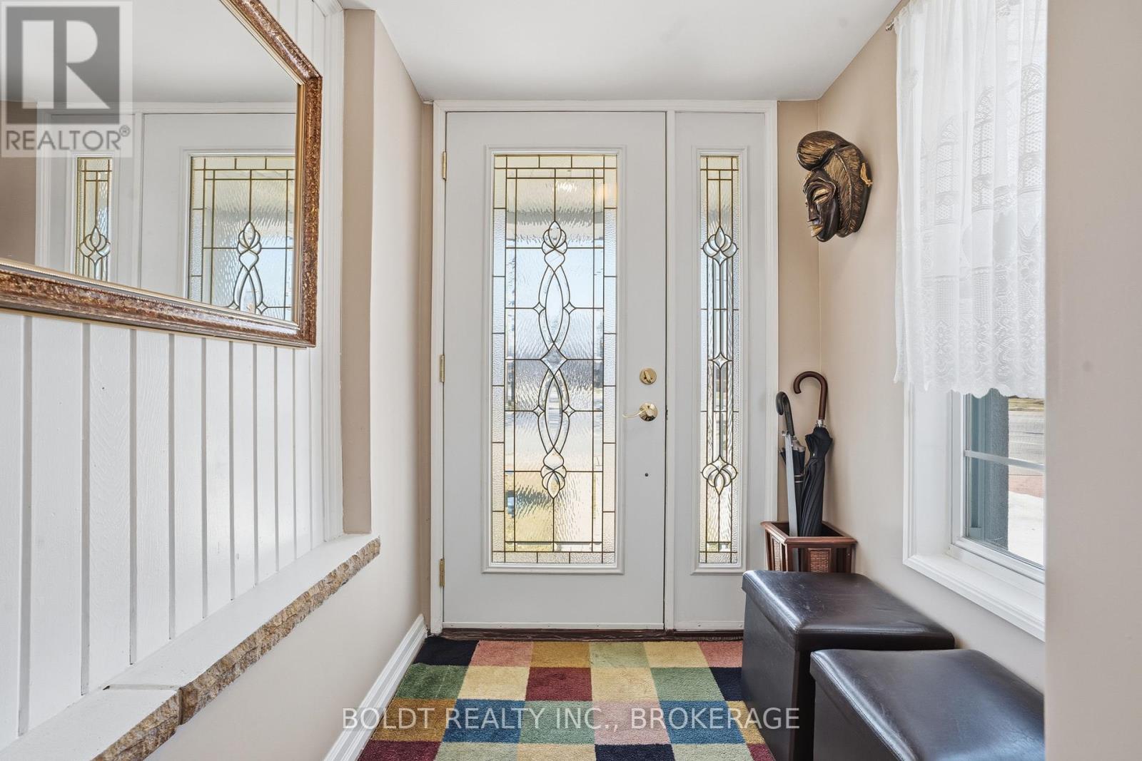 628 Vine Street, St. Catharines, Ontario  L2M 3V5 - Photo 5 - X12866150