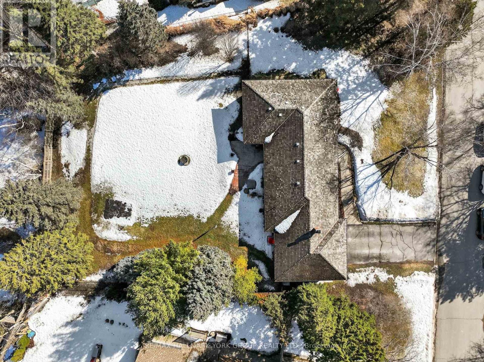 103 Curtis Crescent, King, Ontario  L7B 1C2 - Photo 31 - N12864920