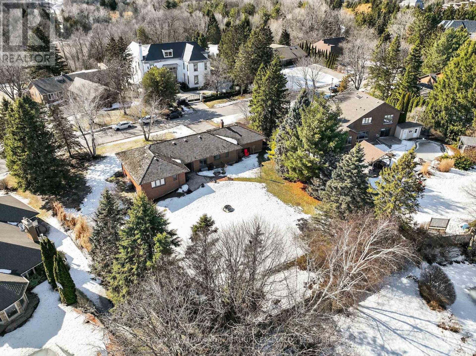 103 Curtis Crescent, King, Ontario  L7B 1C2 - Photo 34 - N12864920