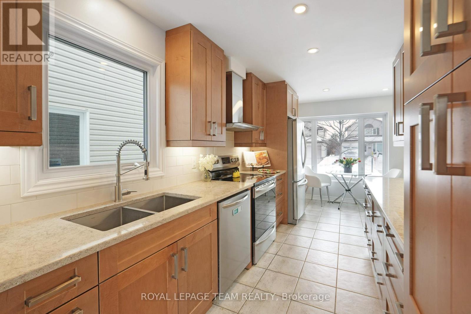 49 Vesta Street, Ottawa, Ontario  K2J 3Z1 - Photo 10 - X12860786