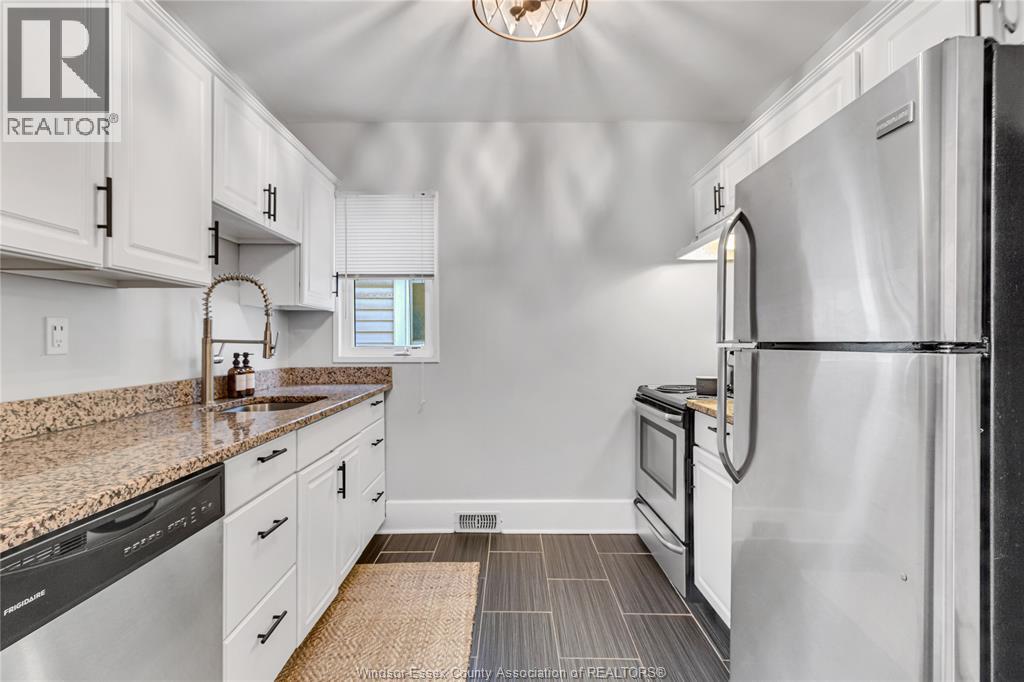 1277 Lincoln, Windsor, Ontario  N8Y 2H9 - Photo 10 - 26004993