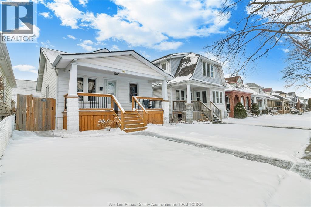 1277 Lincoln, Windsor, Ontario  N8Y 2H9 - Photo 3 - 26004993