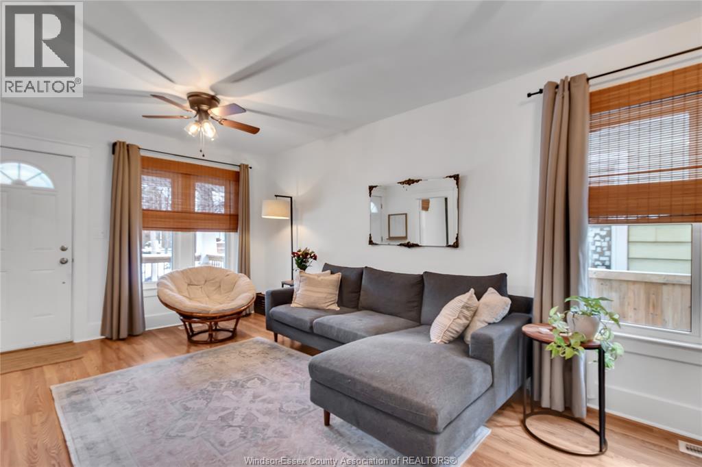 1277 Lincoln, Windsor, Ontario  N8Y 2H9 - Photo 6 - 26004993