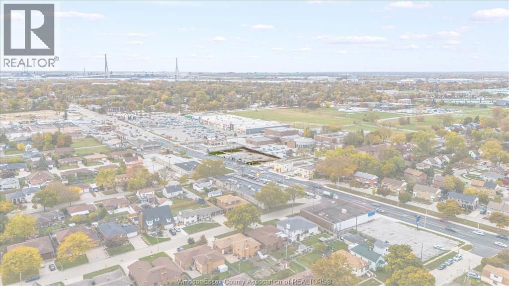 2410-12-16-88 Tecumseh Road West, Windsor, Ontario  N9B 1W3 - Photo 9 - 26004959