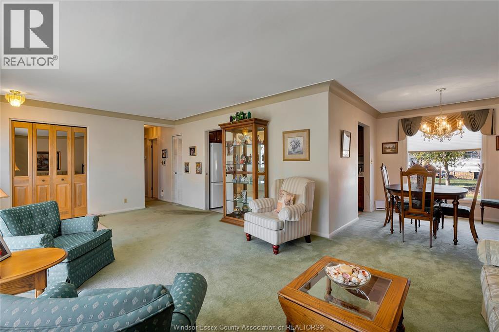 1640 St. Gabriel, Windsor, Ontario  N9E 1P1 - Photo 6 - 26004838