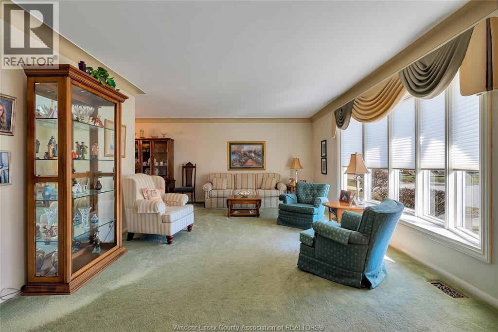 1640 St. Gabriel, Windsor, Ontario  N9E 1P1 - Photo 7 - 26004838