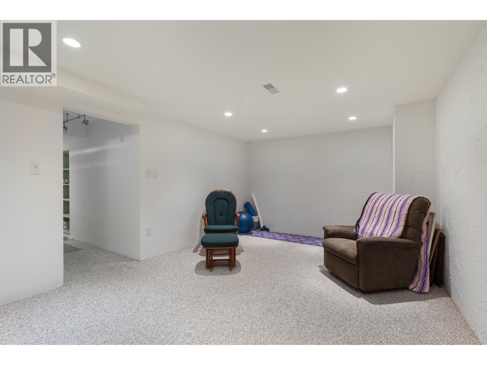 4603 Hoskins Road, North Vancouver, British Columbia  V7K 2R2 - Photo 19 - R3097993