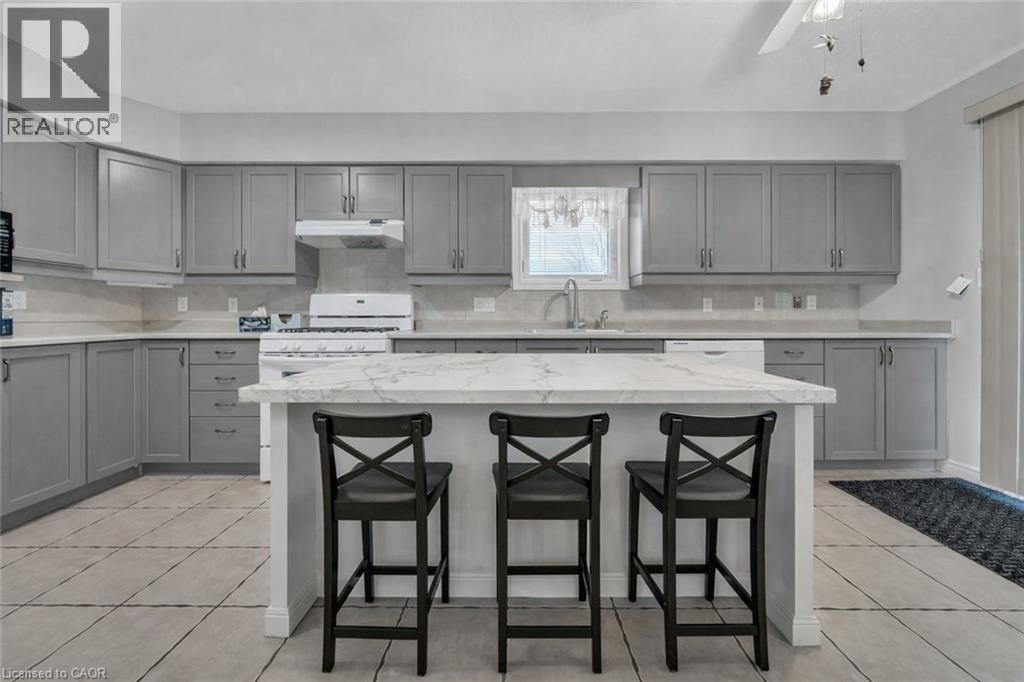 114 Glencliffe Court, Kitchener, Ontario  N2B 3X1 - Photo 13 - 40811034