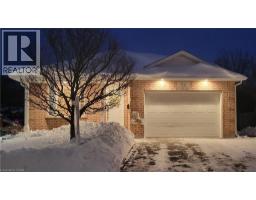 114 GLENCLIFFE Court, Kitchener, Ontario