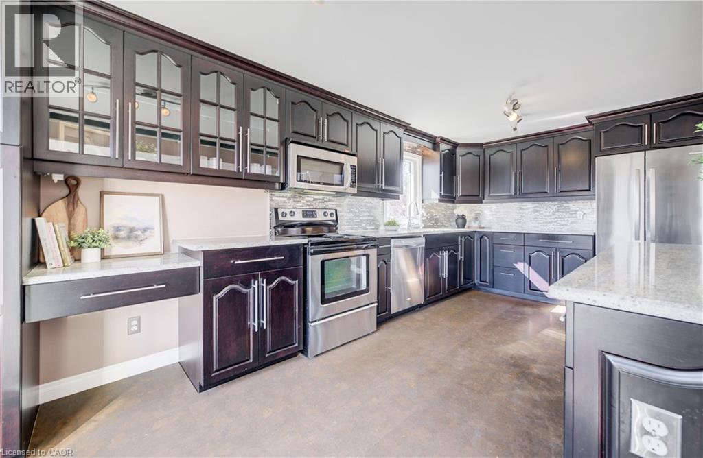 24 Farmington Place, Kitchener, Ontario  N2P 1Y3 - Photo 17 - 40810553