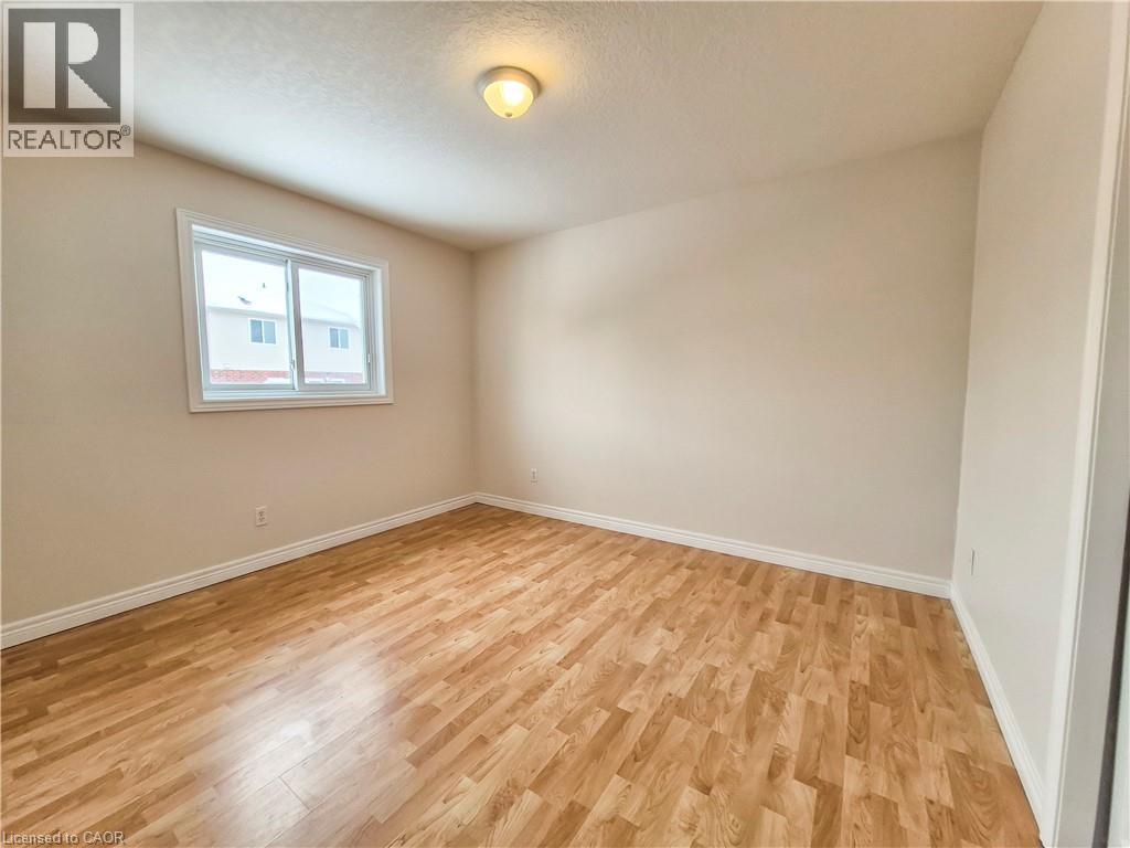 132 Udvari Crescent Unit# 3, Kitchener, Ontario  N2N 3P6 - Photo 8 - 40809167