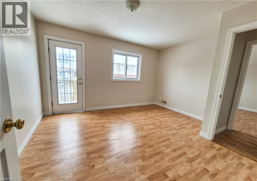 132 Udvari Crescent Unit# 3, Kitchener, Ontario  N2N 3P6 - Photo 9 - 40809167