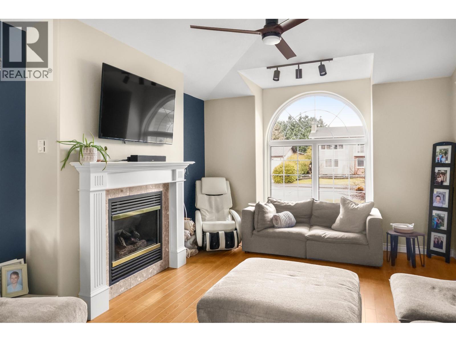 76 Sparks Street, Kitimat, British Columbia  V8C 2R8 - Photo 3 - R3097515