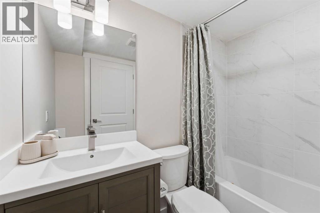 42 Baysprings Way Sw, Airdrie, Alberta  T4B 3V1 - Photo 26 - A2289810