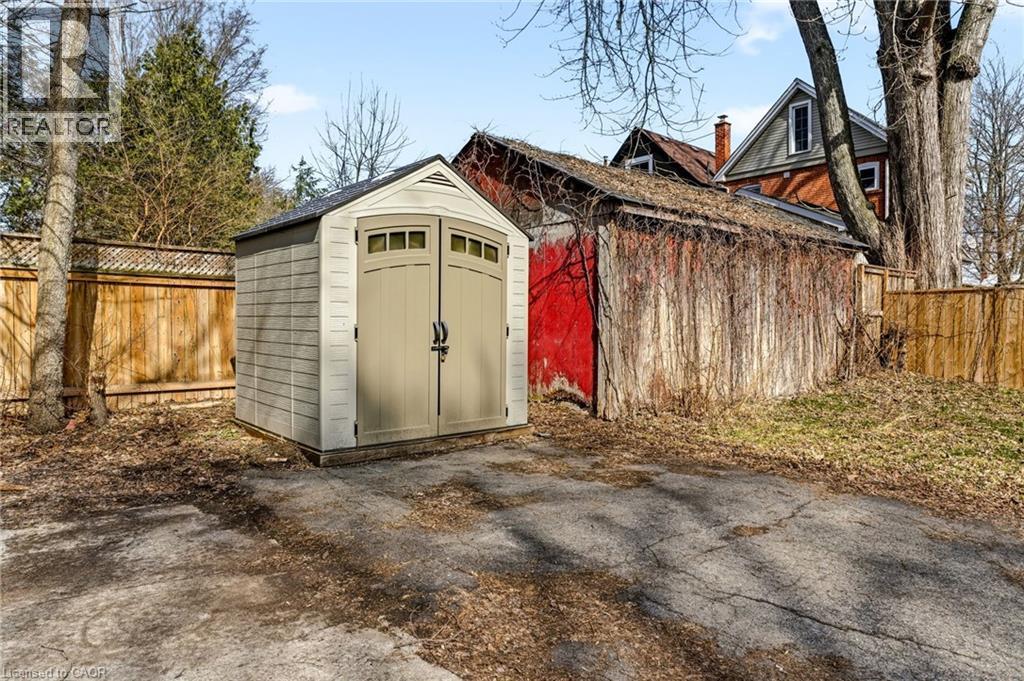 35 Dundas Street, Dundas, Ontario  L8H 1A1 - Photo 34 - 40810868