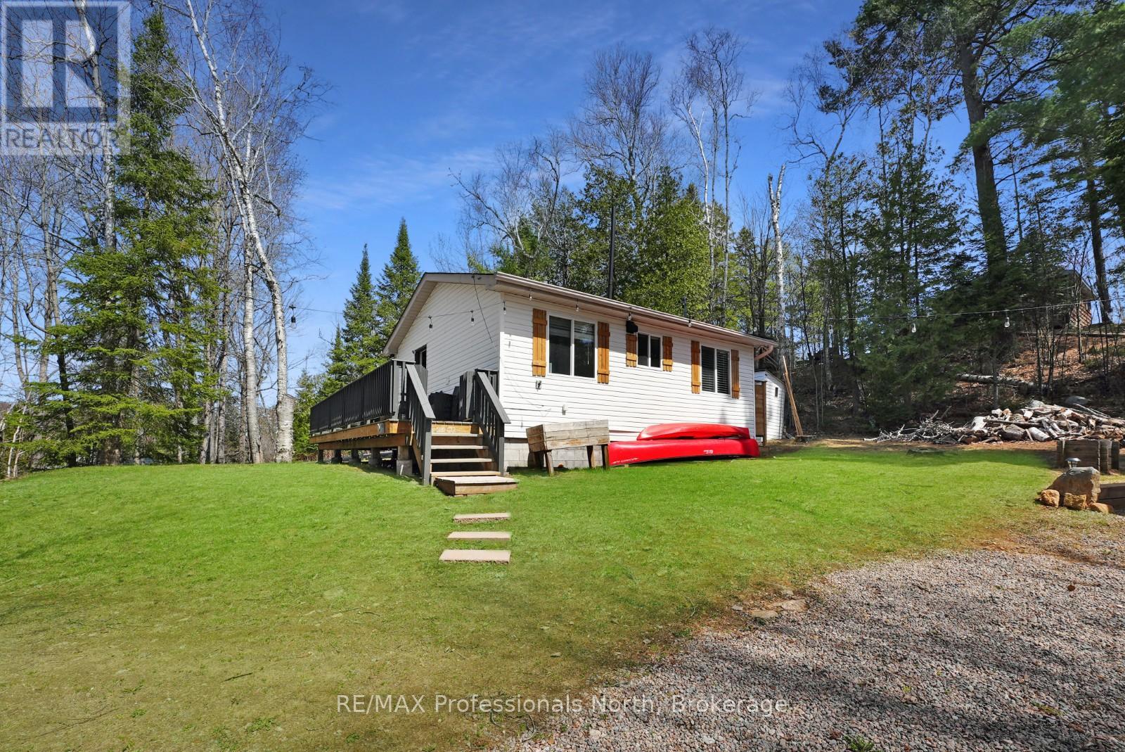 1419 CLEMENT LAKE ROAD, Highlands East, Ontario