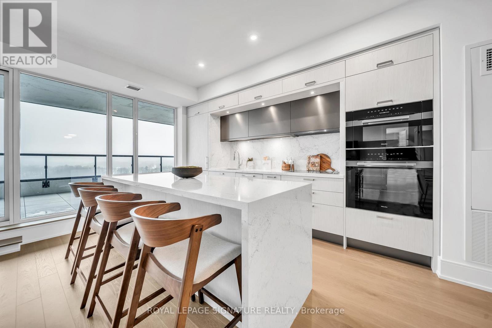 1201 - 10 Inn On The Park Drive, Toronto, Ontario  M3C 0P9 - Photo 19 - C12866182