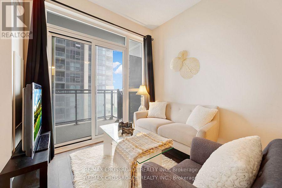 1910 - 20 Meadowglen Place, Toronto, Ontario  M1G 0A9 - Photo 10 - E12866224