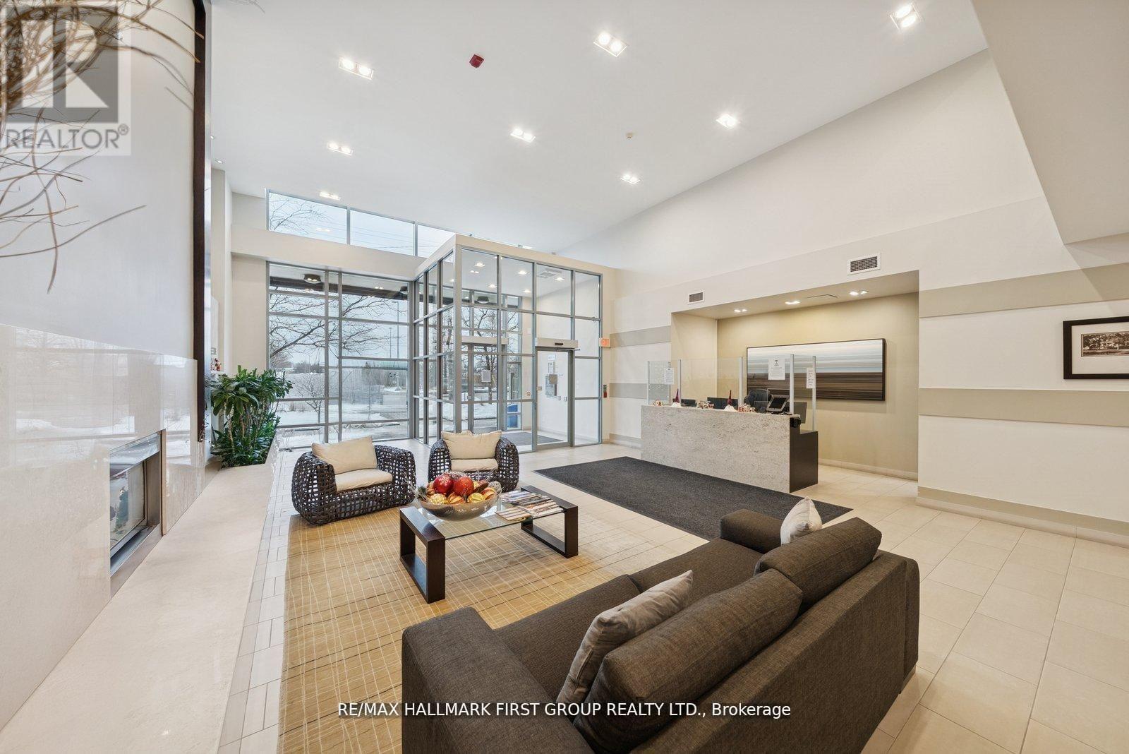 406 - 1600 Charles Street, Whitby, Ontario L1N 0G4 - Photo 3 - E12866238