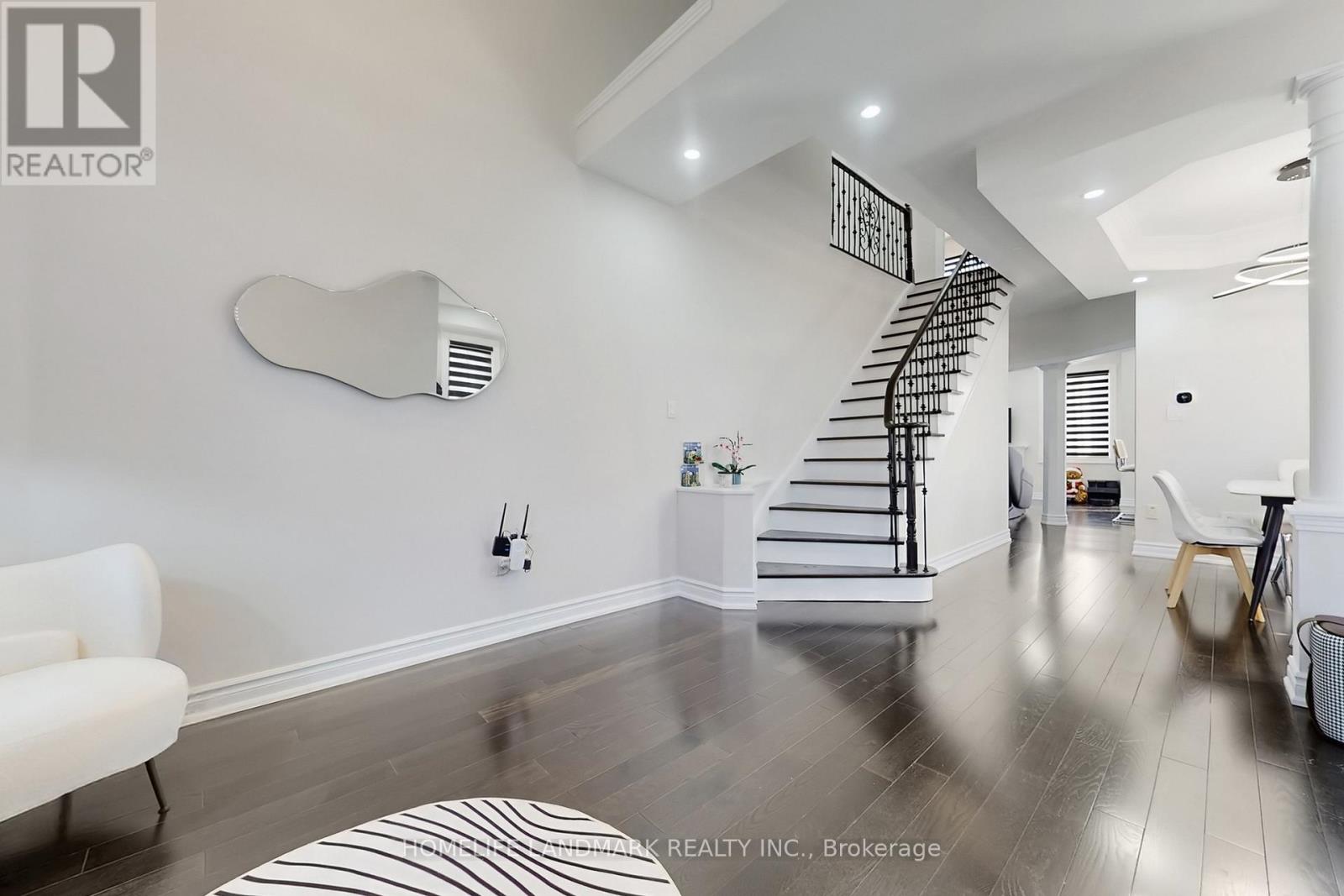 52 Lakespring Drive, Markham (Cachet), Ontario  L6C 2Z1 - Photo 20 - N12866200