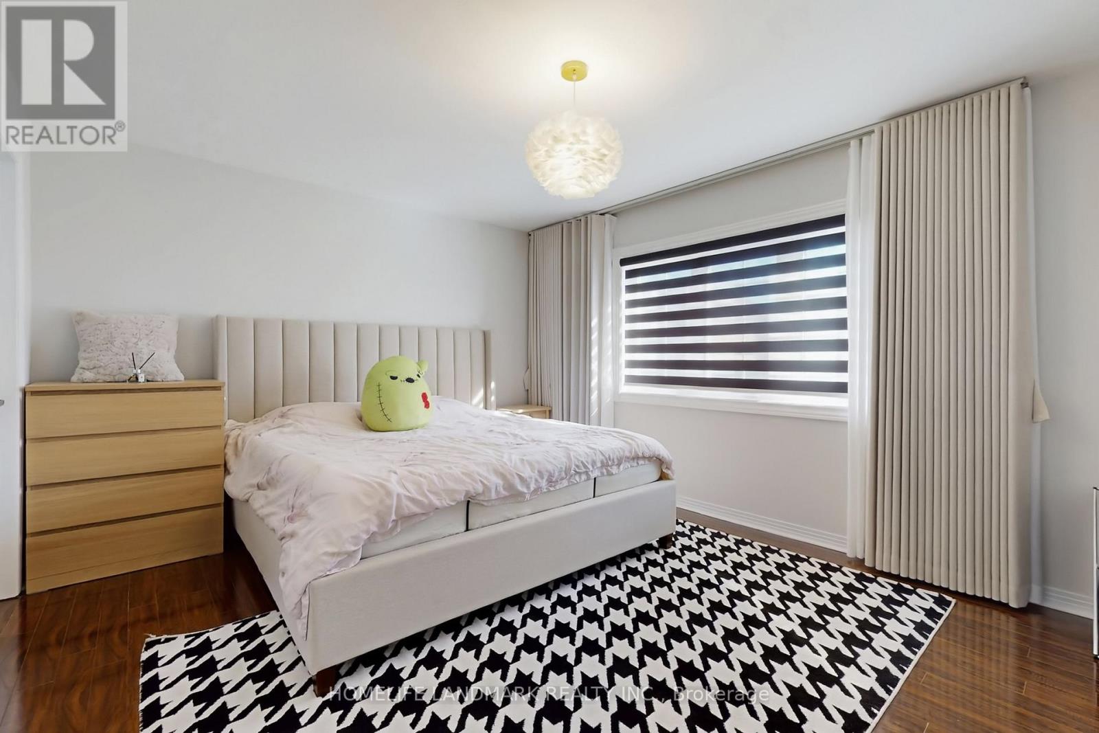 52 Lakespring Drive, Markham (Cachet), Ontario  L6C 2Z1 - Photo 24 - N12866200