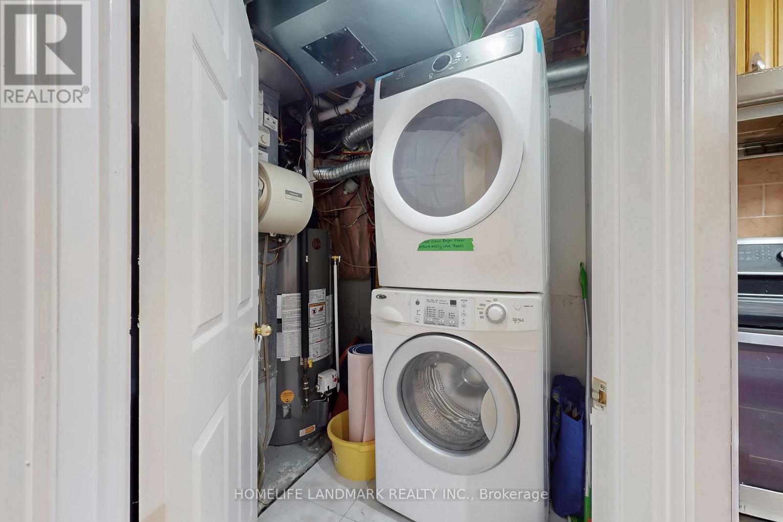 52 Lakespring Drive, Markham (Cachet), Ontario  L6C 2Z1 - Photo 46 - N12866200