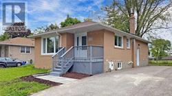 133 B HARRISON DRIVE, Newmarket, Ontario