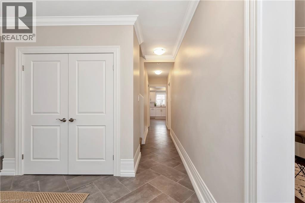 232 Bay Street N, Hamilton, Ontario  L8R 2R2 - Photo 6 - 40806357