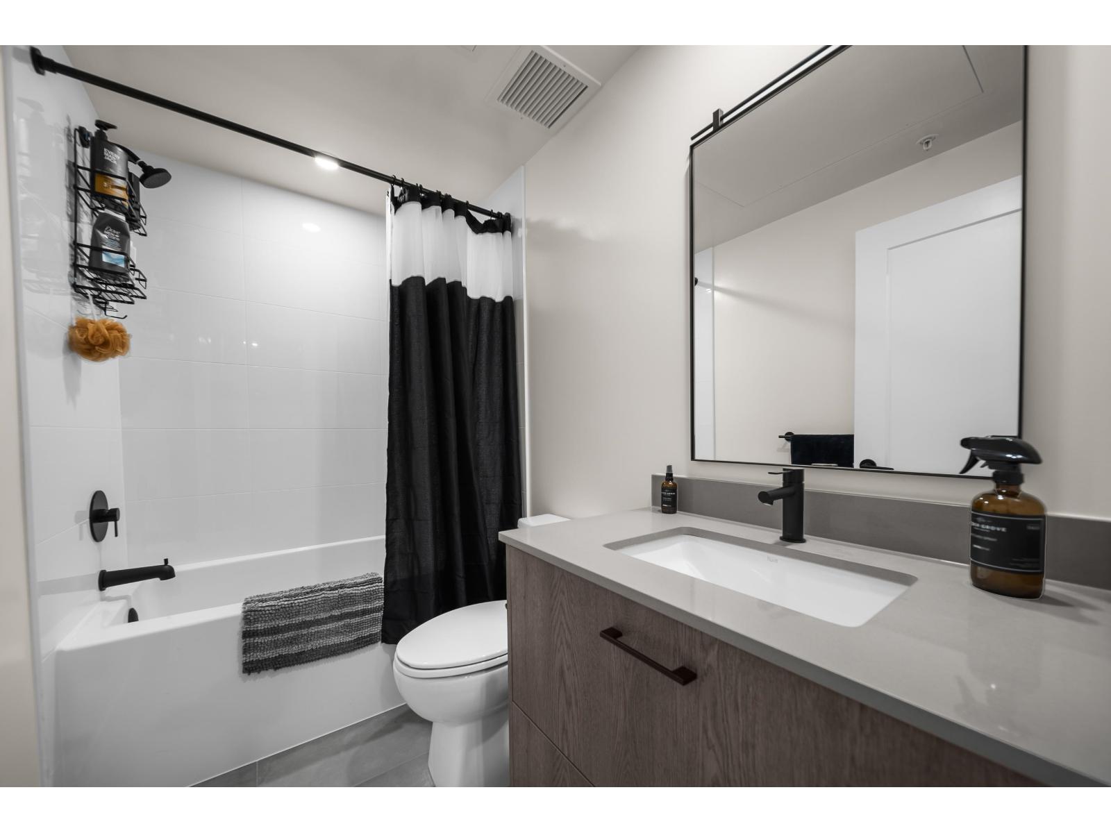 201 27218 Aldergrove Town Centre Drive, Langley, British Columbia  V4W 0E2 - Photo 11 - R3089864