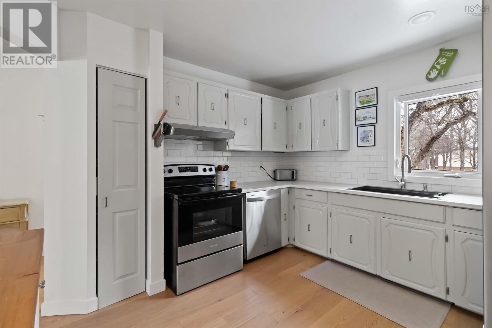 34 Chelsea Lane, Halifax, Nova Scotia  B3M 1K9 - Photo 8 - 202604212