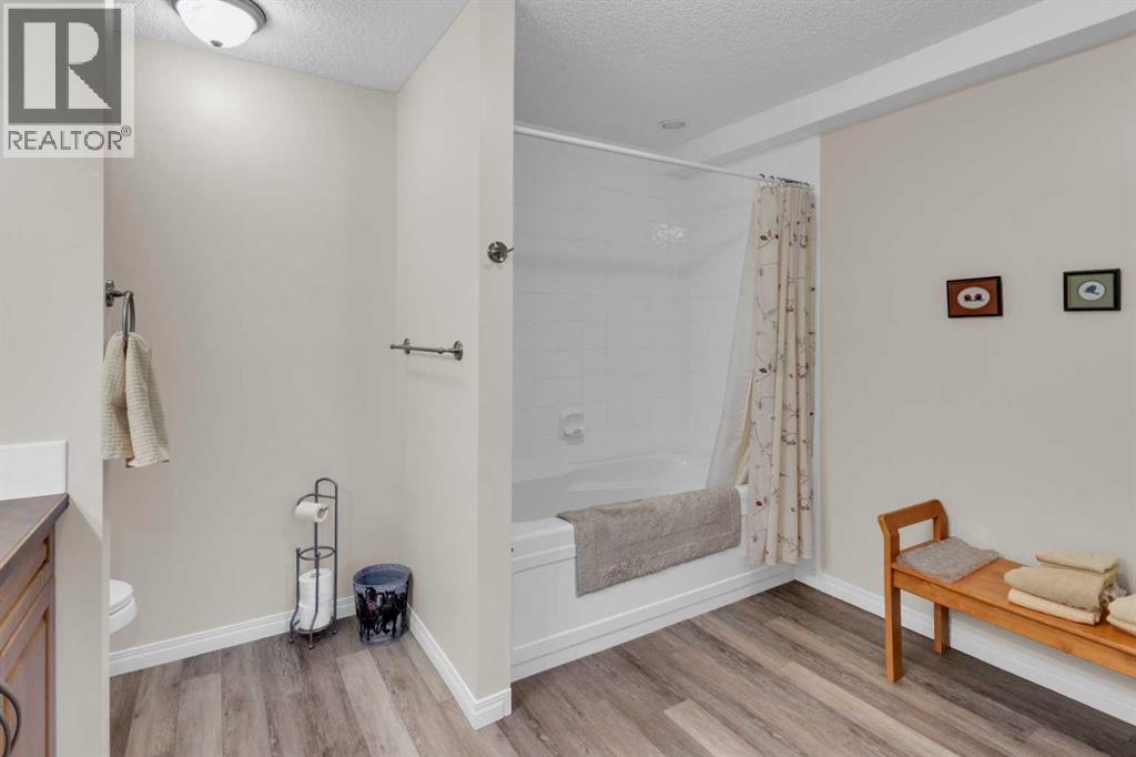 14, 925 Imperial Drive, Diamond Valley, Alberta  T0L 2A0 - Photo 30 - A2290455