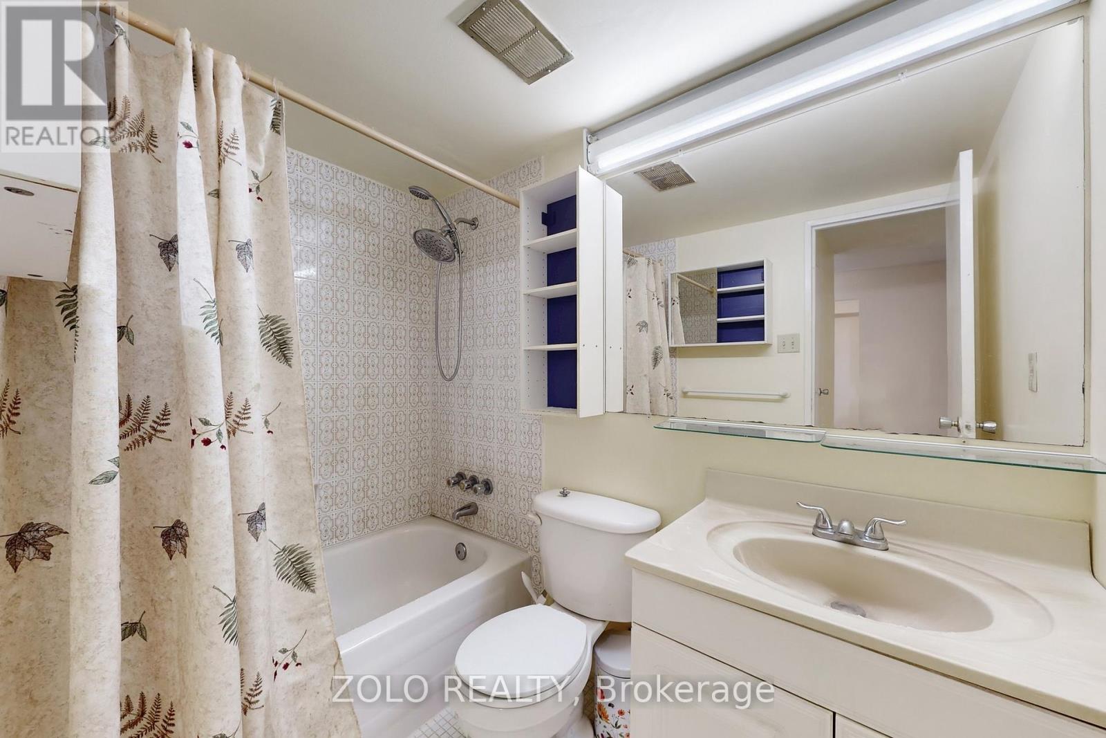 501 - 10 Tobermory Drive, Toronto, Ontario  M3N 2Y5 - Photo 17 - W12866138