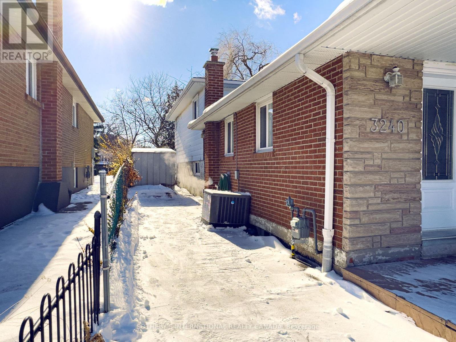 3240 Trisha Downs, Mississauga, Ontario  L5A 2A7 - Photo 39 - W12866172