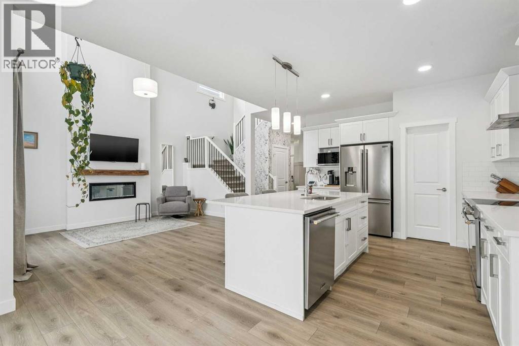 58 Saddlebred Place, Cochrane, Alberta  T4C 3E7 - Photo 11 - A2291232