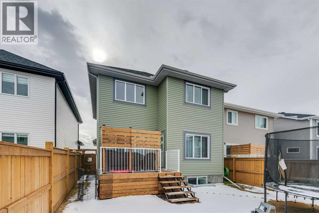 58 Saddlebred Place, Cochrane, Alberta  T4C 3E7 - Photo 39 - A2291232