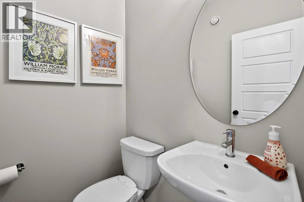 2129 Ravensdun Crescent Se, Airdrie, Alberta  T4A 3K3 - Photo 5 - A2291688