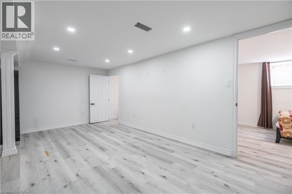 404 Stone Church Road E Unit# Lower, Hamilton, Ontario  L9B 2A1 - Photo 9 - 40811047