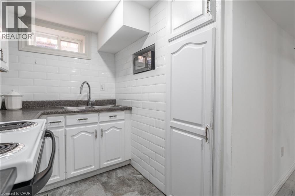 404 Stone Church Road E Unit# Lower, Hamilton, Ontario  L9B 2A1 - Photo 7 - 40811047