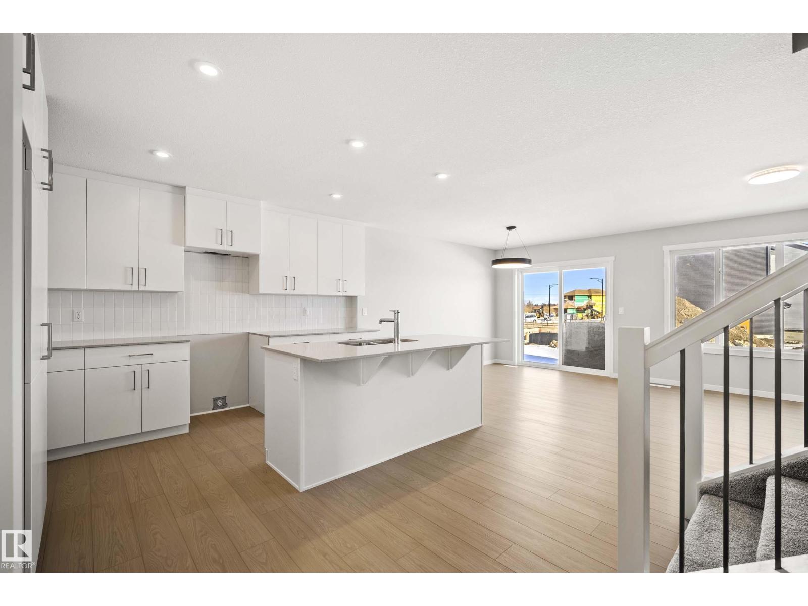 342 172 AV NW, edmonton, Alberta