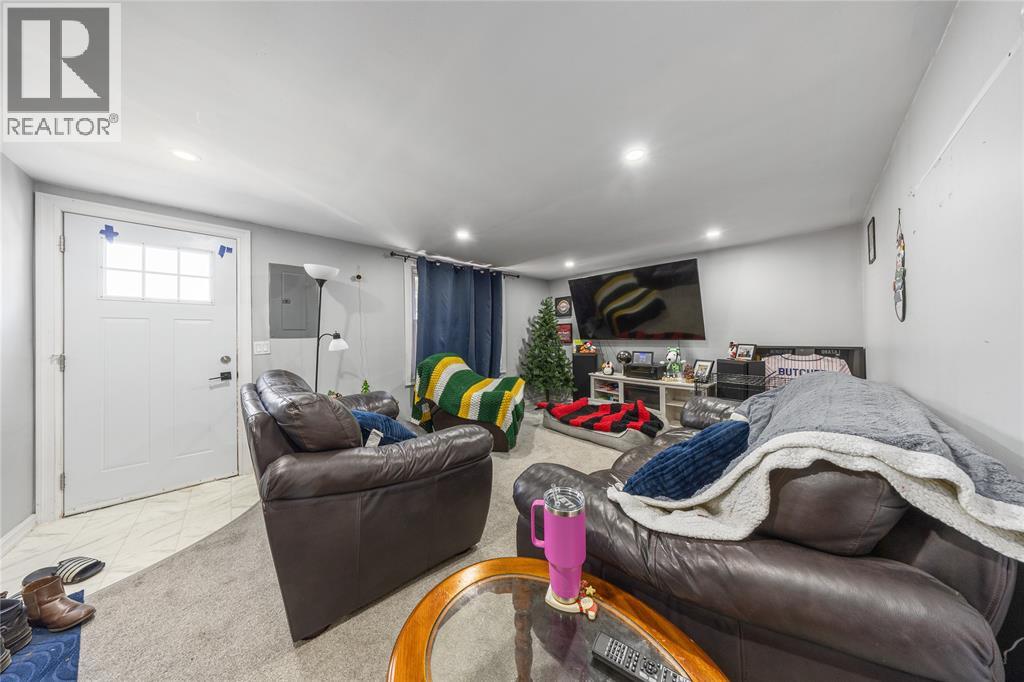 2 Daniels Place, Chatham, Ontario N7M 4P5 - Photo 4 - 26004998