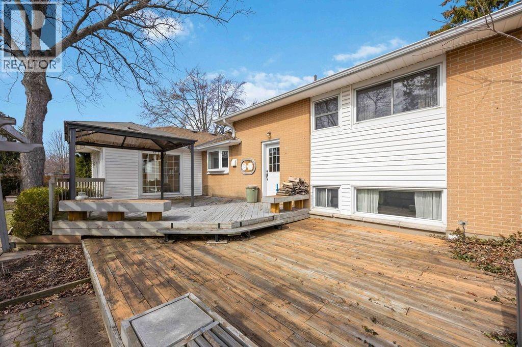 1073 Gurd Street, Sarnia, Ontario  N7S 2G7 - Photo 27 - 26004457