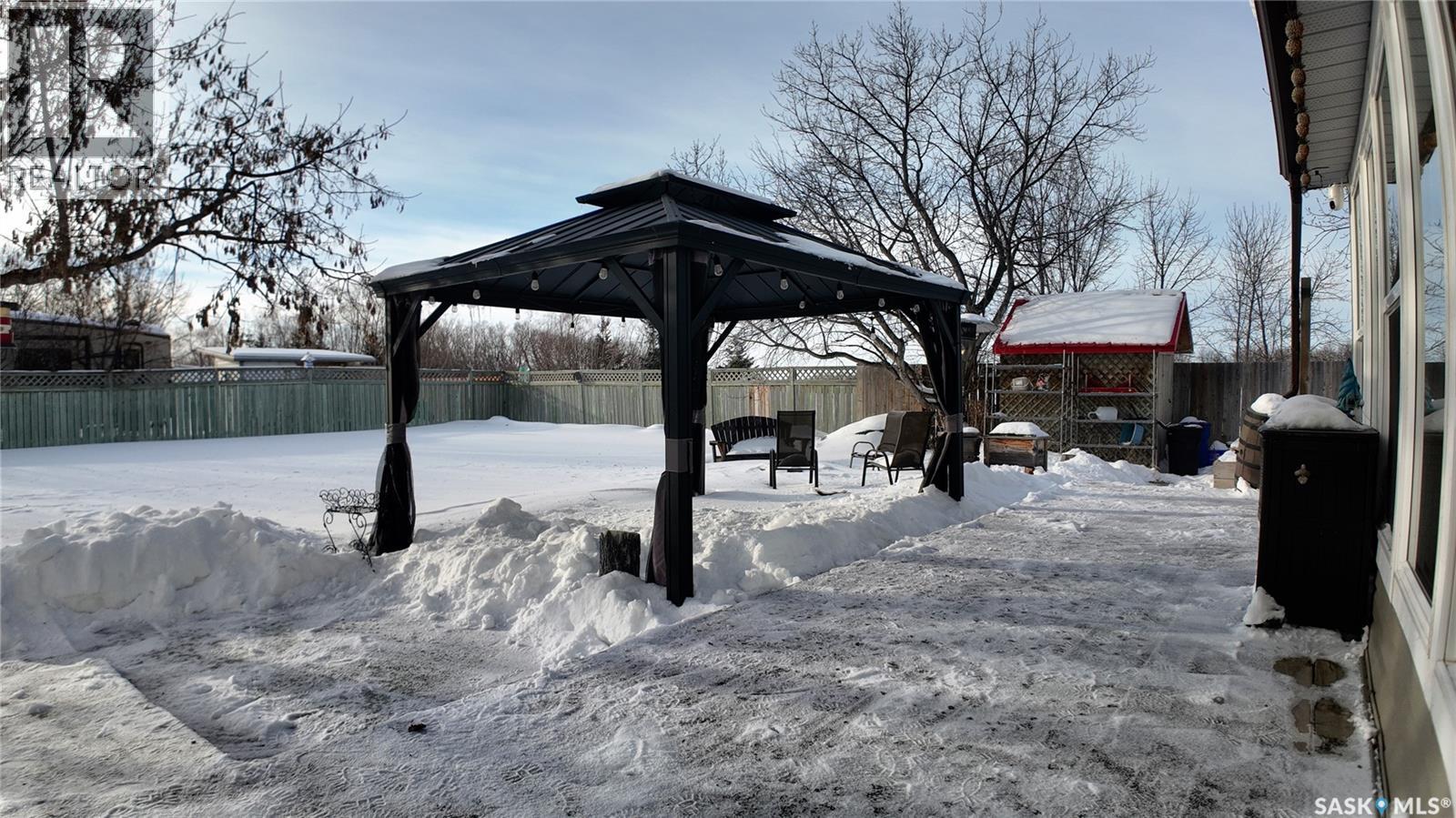 671-681 Aqualane Avenue, Aquadeo, Saskatchewan  S0M 0L0 - Photo 28 - SK030080