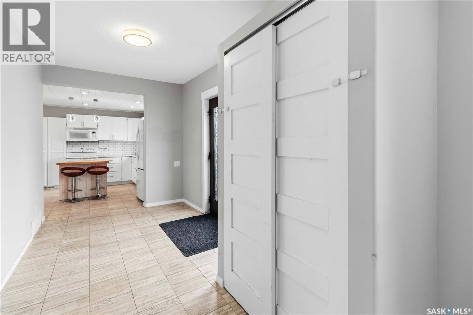 115 9th Avenue N, Warman, Saskatchewan  S0K 4S1 - Photo 10 - SK030076