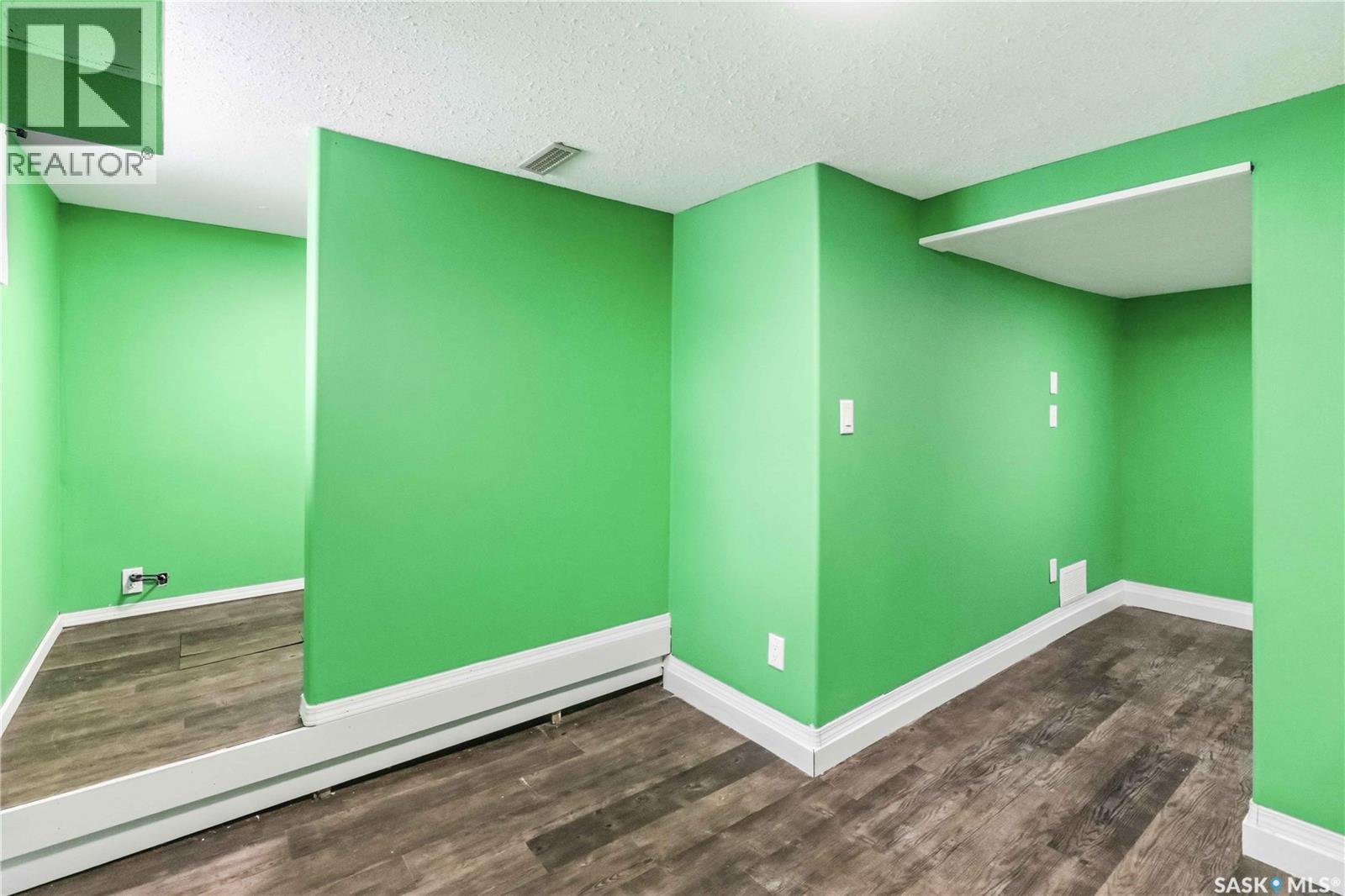 115 9th Avenue N, Warman, Saskatchewan  S0K 4S1 - Photo 34 - SK030076